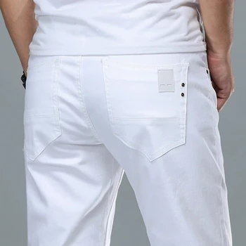 Za Četiri Godišnja Doba Belci Traperice Mode Opušteno Klasik Stil Slim Udobno Traper Pantalone Muškarac Potpuno Napredne Širokih Pantalona
